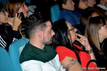 Presentación con éxito de la murga teldense Las Golisnionas (Foto Francisco Javier Santana)